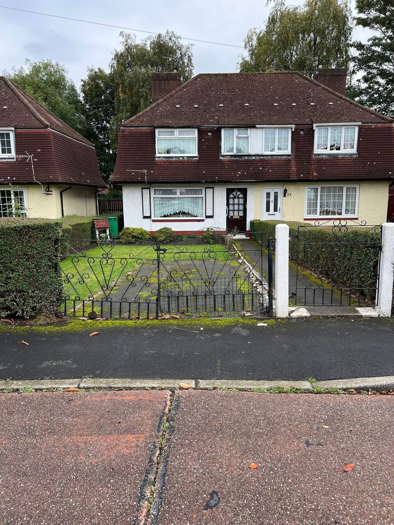 3 bed semidetached house for sale in Pitfield Gardens, Manchester