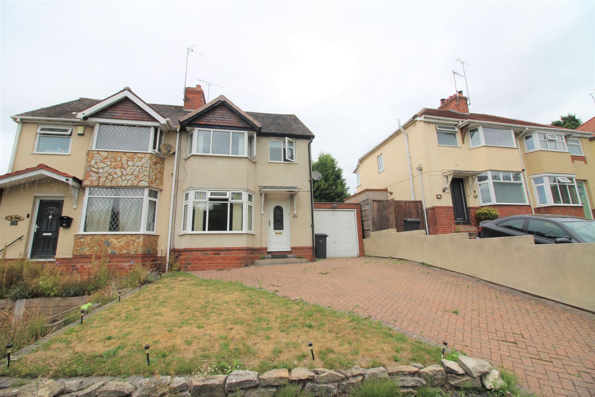 3 bed terraced house for sale in Stourbridge Road, Kidderminster DY10