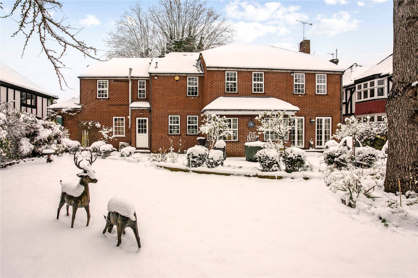 5 bed detached house for sale in Bush Hill, London N21 Zoopla