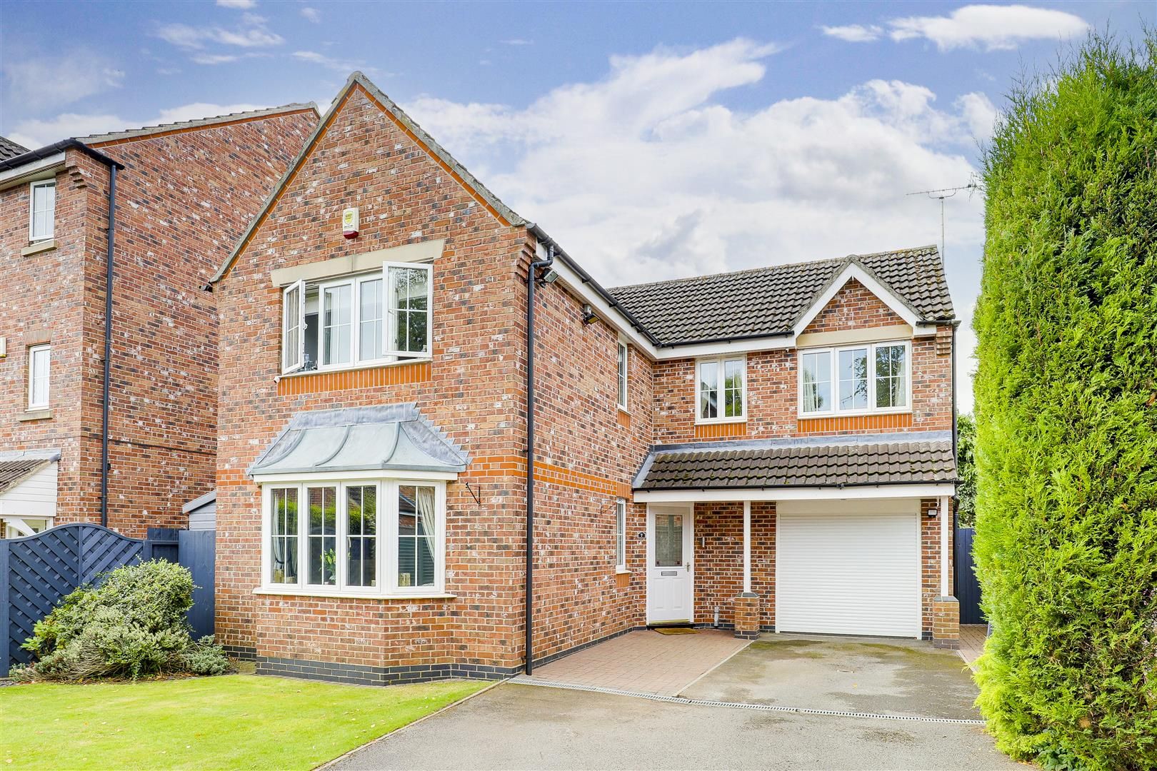 4 bed detached house for sale in Cirrus Drive, Watnall, Nottinghamshire