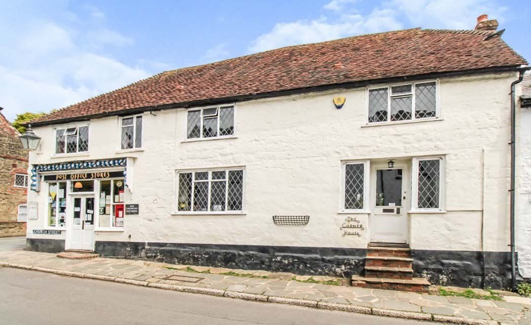 4 bed town house for sale in Church Street, West Chiltington