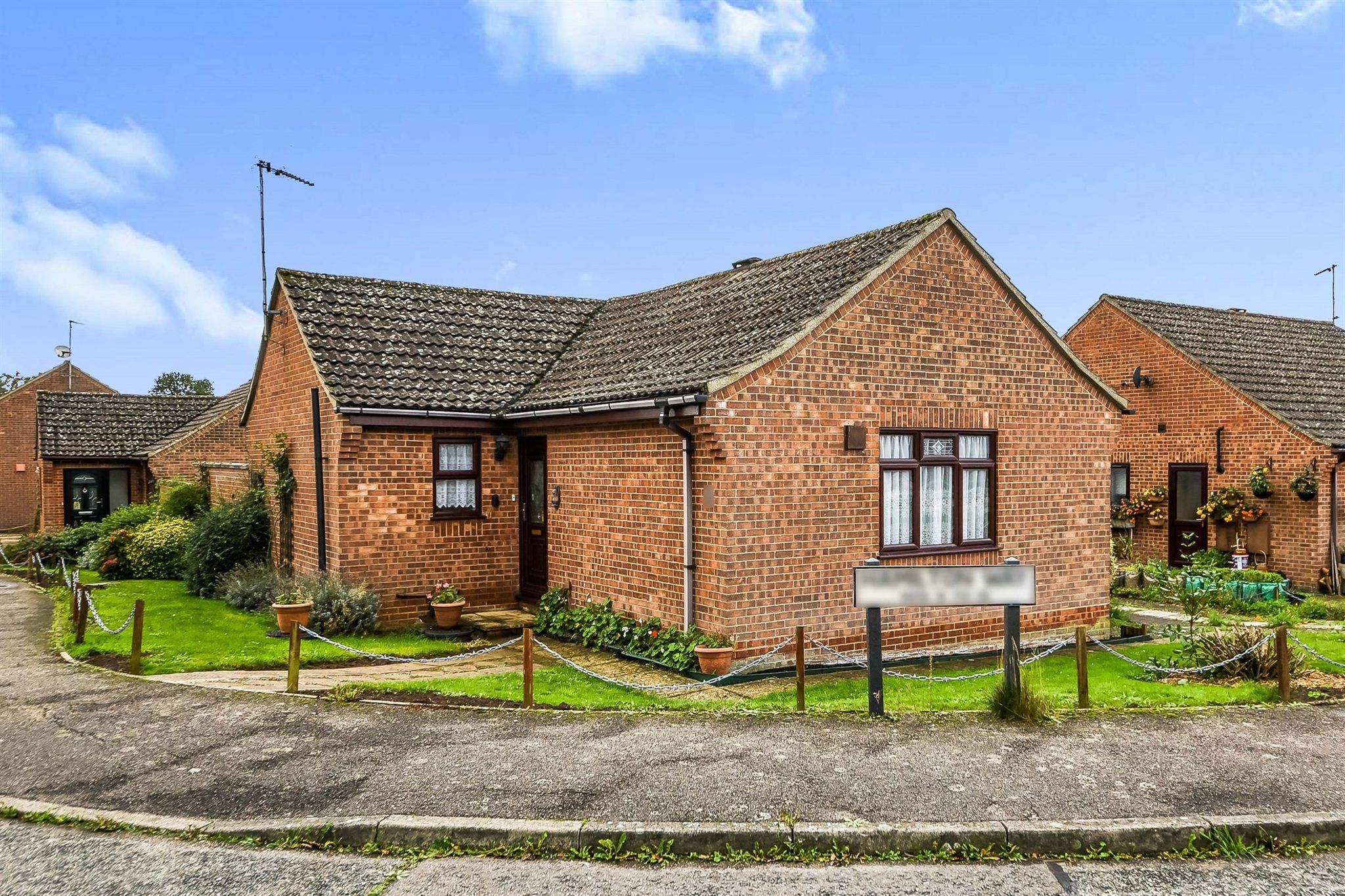 2 bed detached bungalow for sale in Hamilton Way, Downham Market PE38