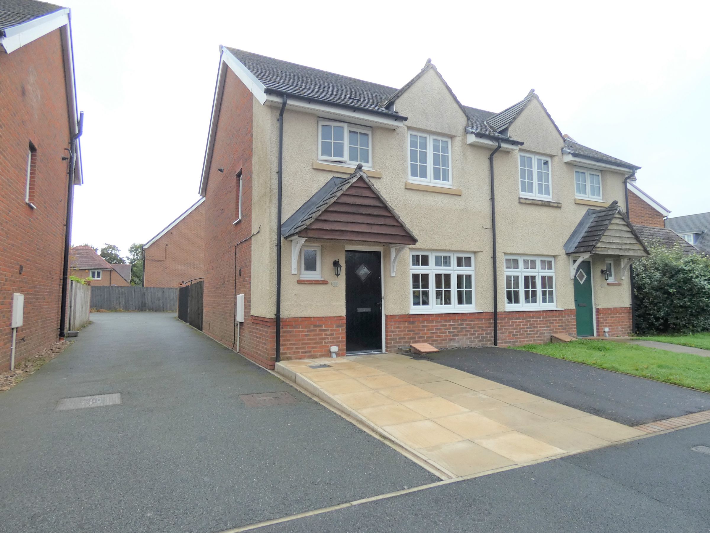 3 bed semidetached house for sale in Austin Drive, Chorley PR7 Zoopla