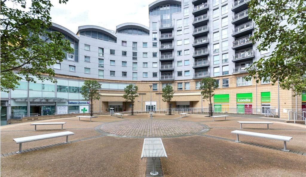 2 bed flat to rent in Alencon Link, Basingstoke, Hampshire RG21 Zoopla