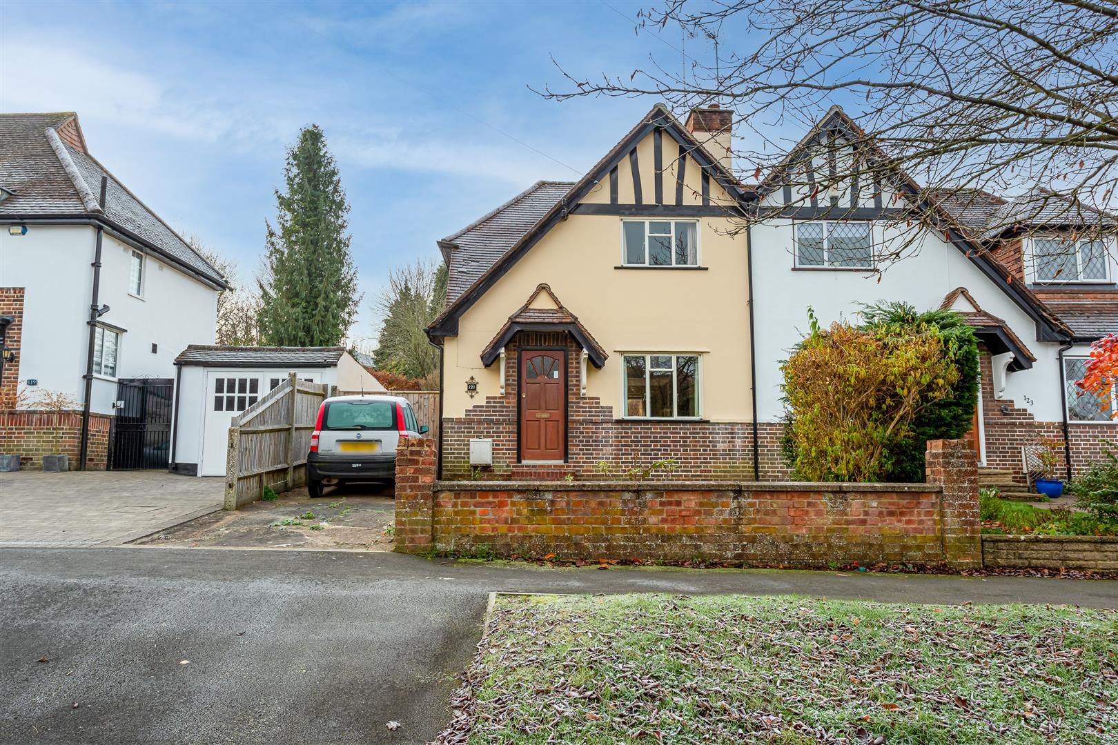 2 bed semidetached house for sale in Warren Road, Banstead SM7 Zoopla
