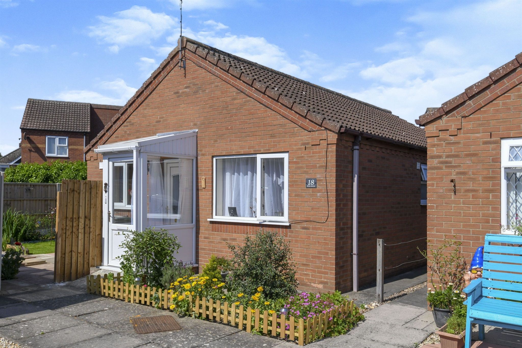 2 bed detached bungalow for sale in Brian Avenue, Skegness PE25 Zoopla