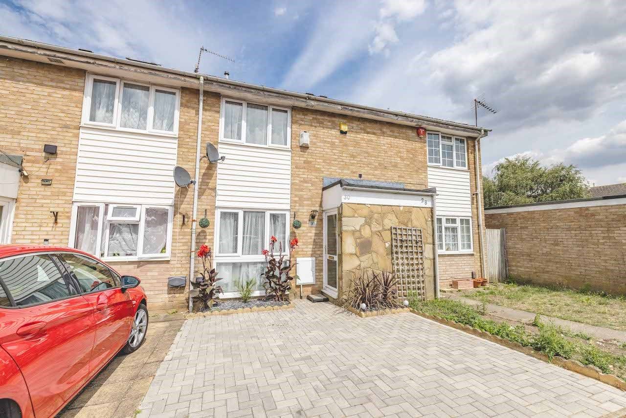 3 bed terraced house for sale in Torridge Road, Langley SL3 Zoopla
