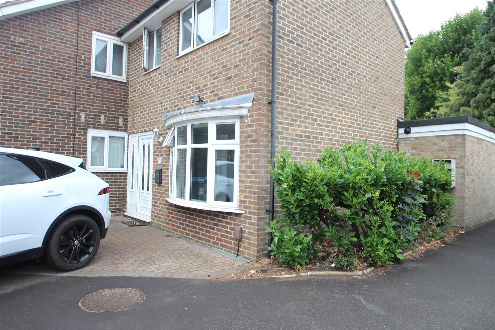 2 bed end terrace house to rent in Gadebridge Road, Hemel Hempstead HP1