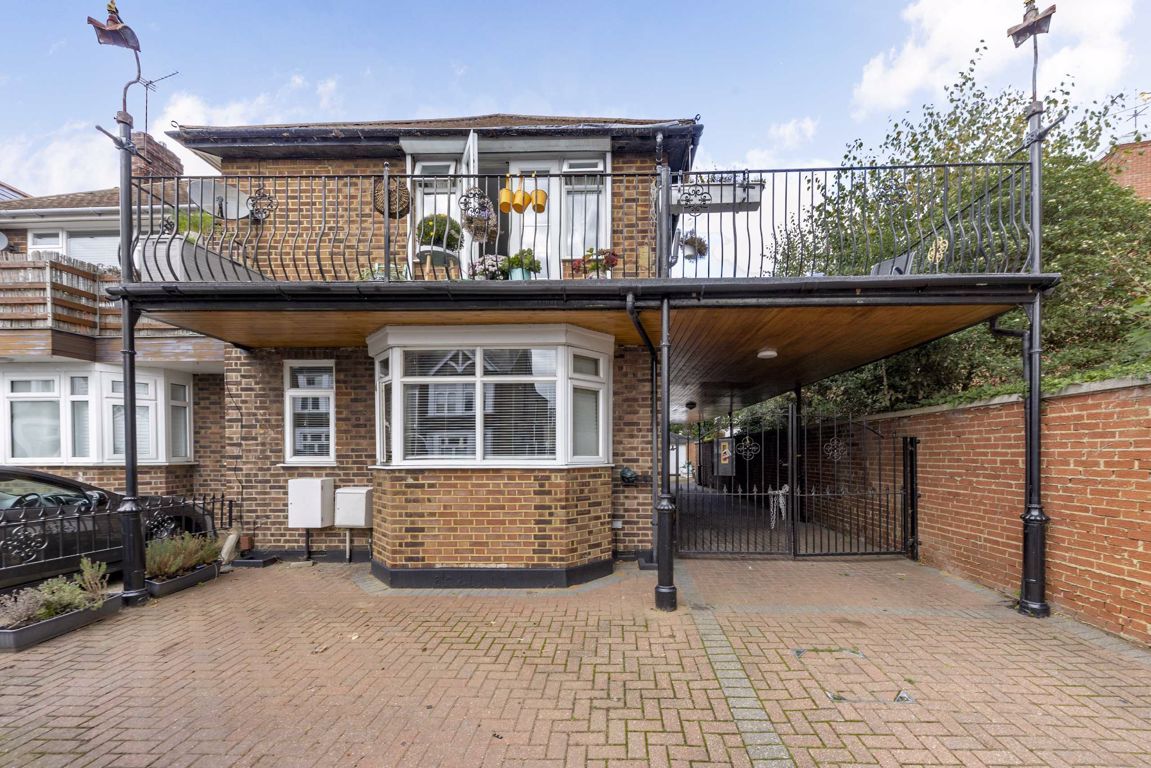 4 bed semidetached house for sale in Holmes Road, Twickenham TW1 Zoopla