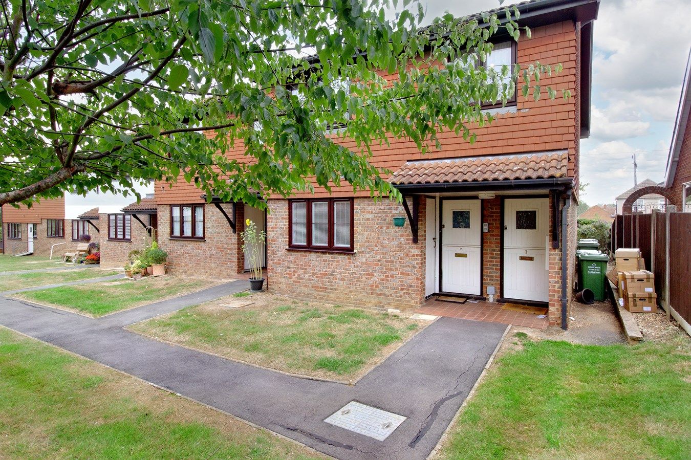 1 bed flat for sale in Perry Street, Billericay CM12 Zoopla
