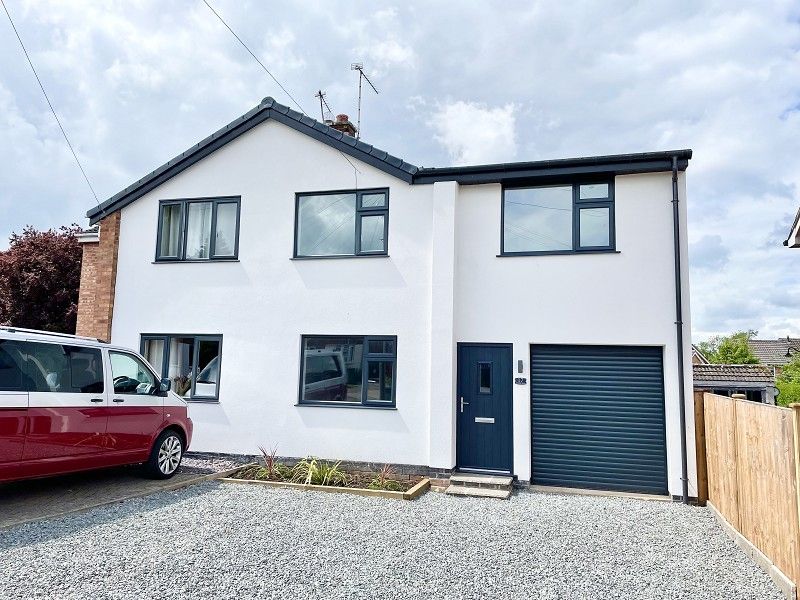 4 bed semidetached house for sale in Manor Road, Cosby, Leicester