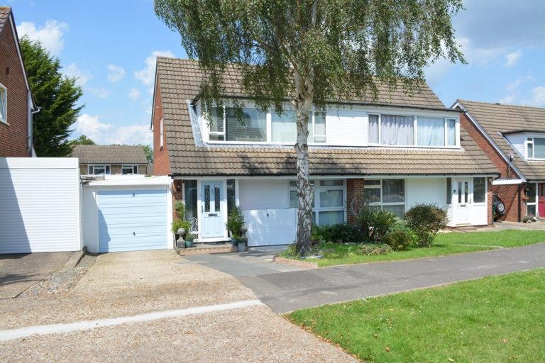 Parkfield Close, Gossops Grn RH11  