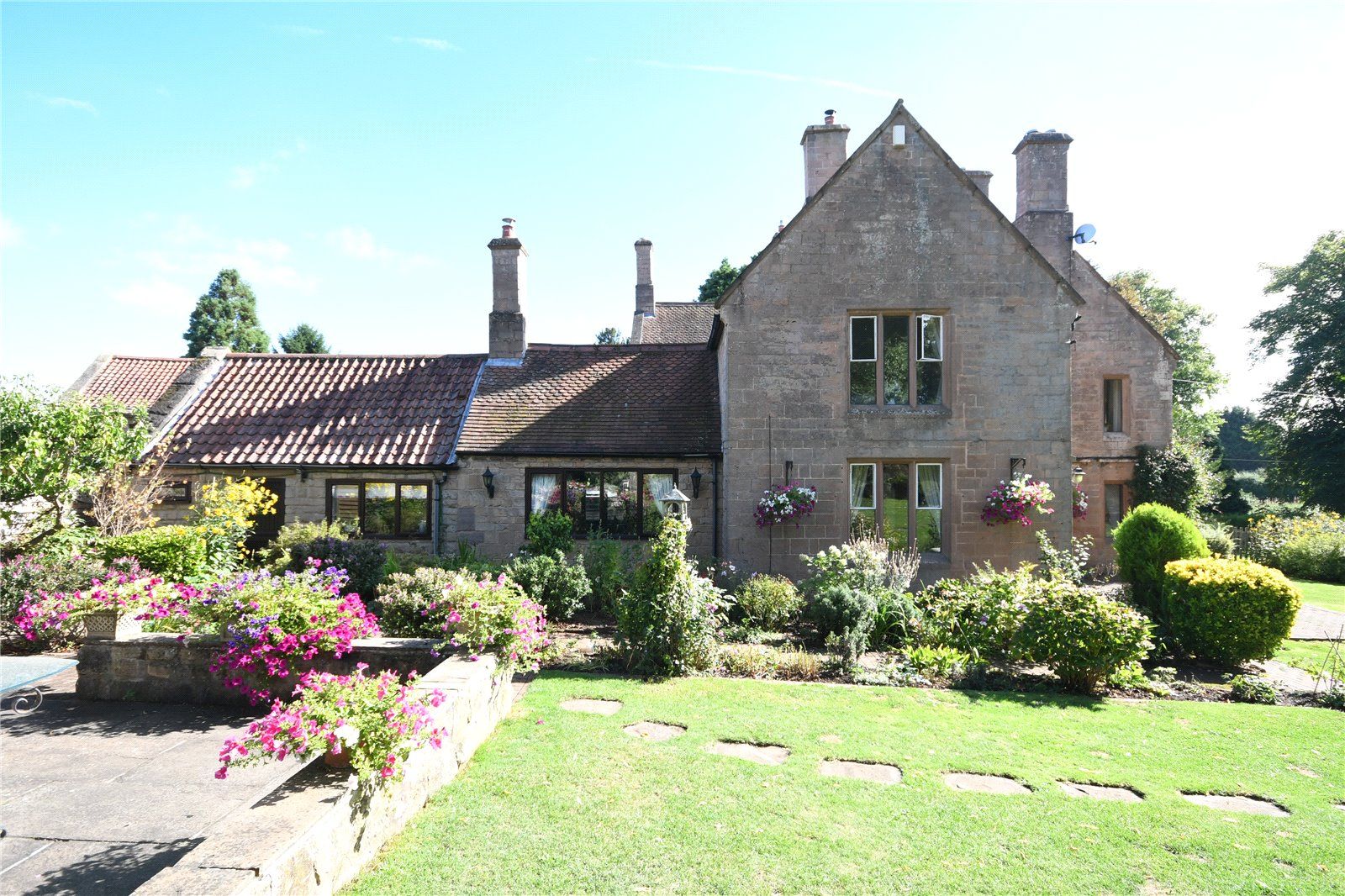 3 bed semidetached house for sale in Upper Langwith, Mansfield