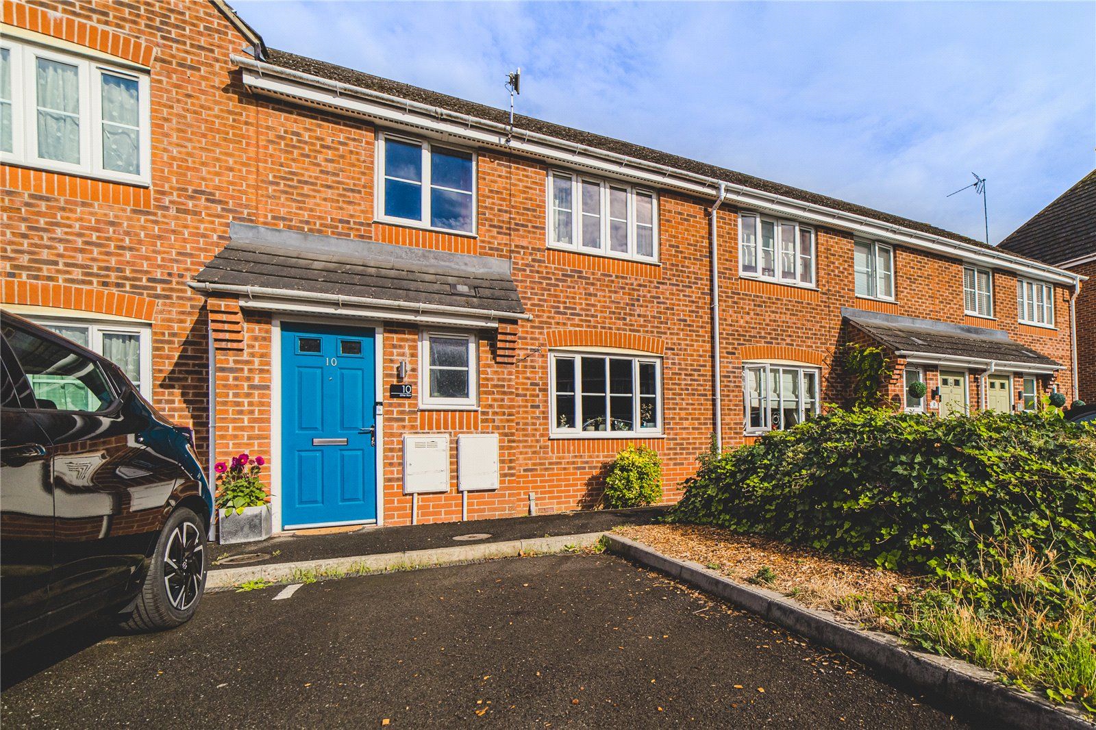 3 bed terraced house for sale in Otter Row, Oakley Park, Swindon