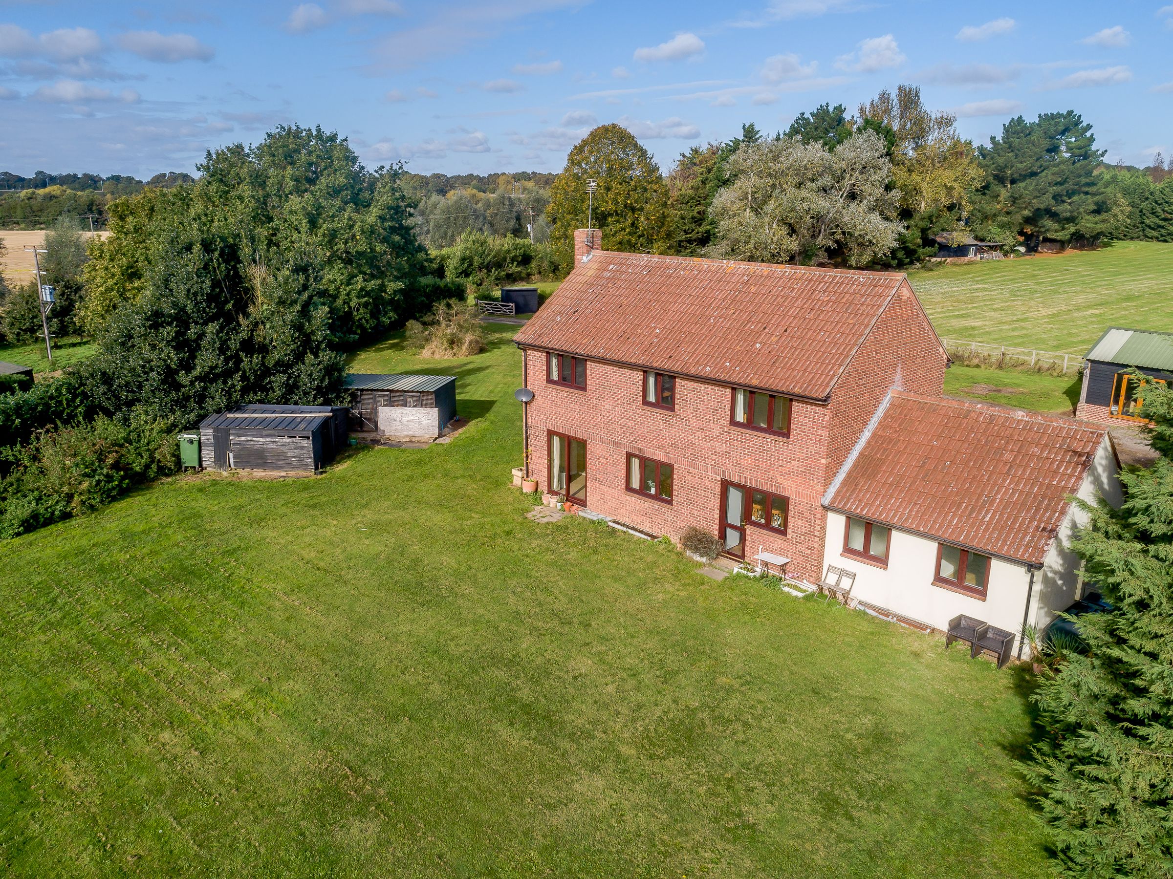 4 bed farmhouse for sale in Essex, Lexden, Colchester CO3 Zoopla