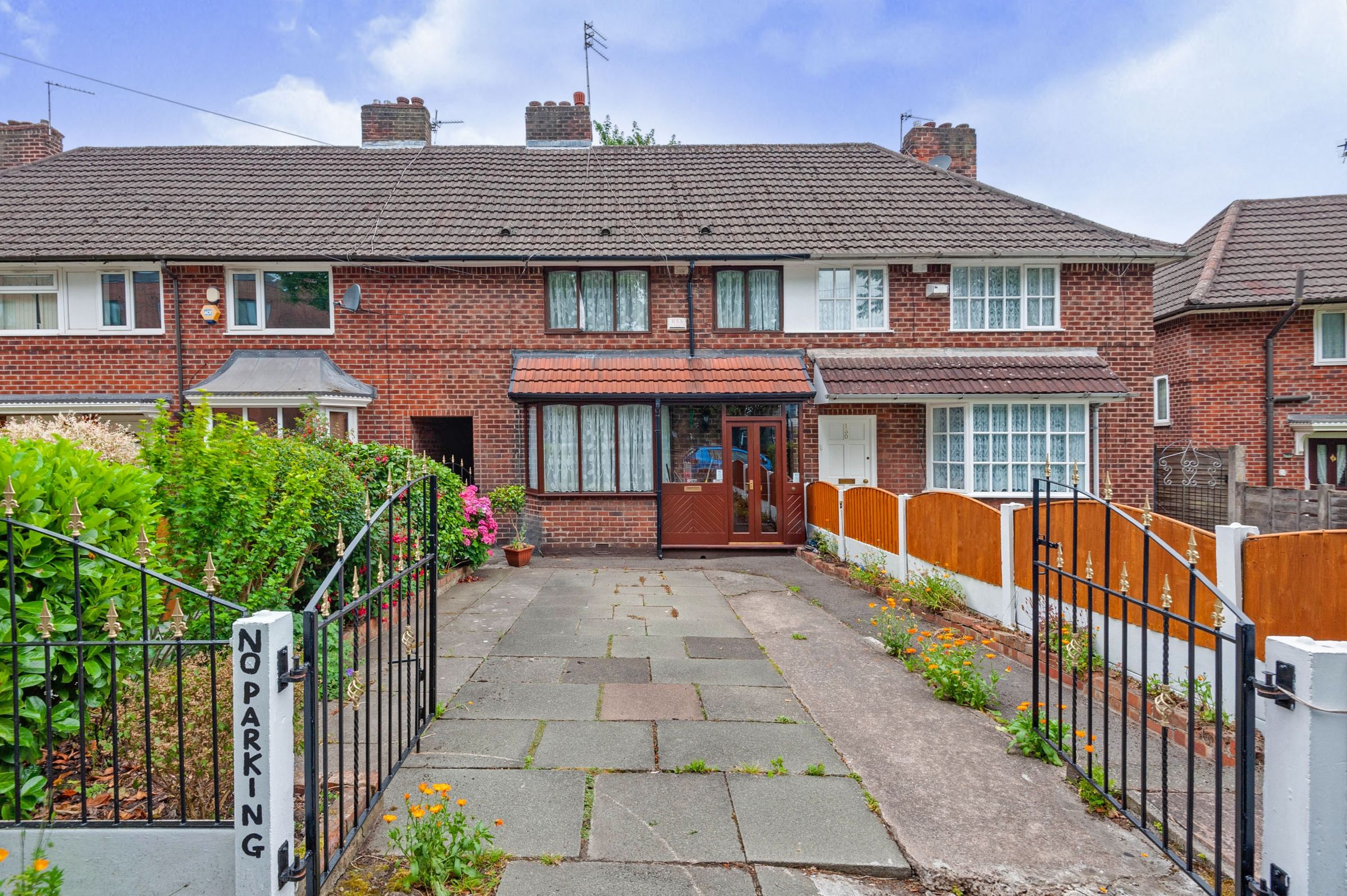 4 bed terraced house for sale in Woodhouse Lane, Manchester M22 Zoopla