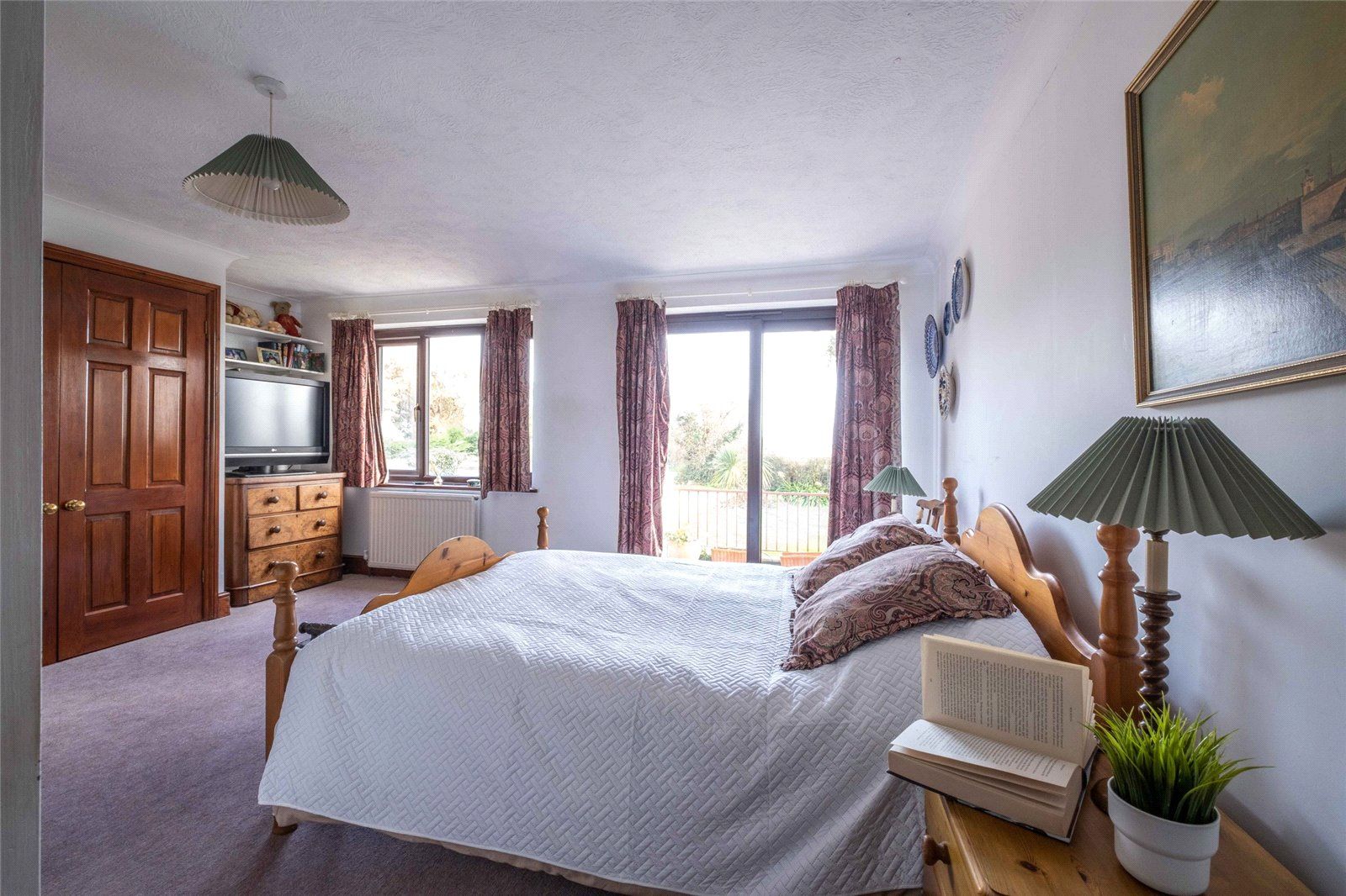 4 bed detached house for sale in East Beach Road, Selsey, Chichester, West Sussex PO20 Zoopla