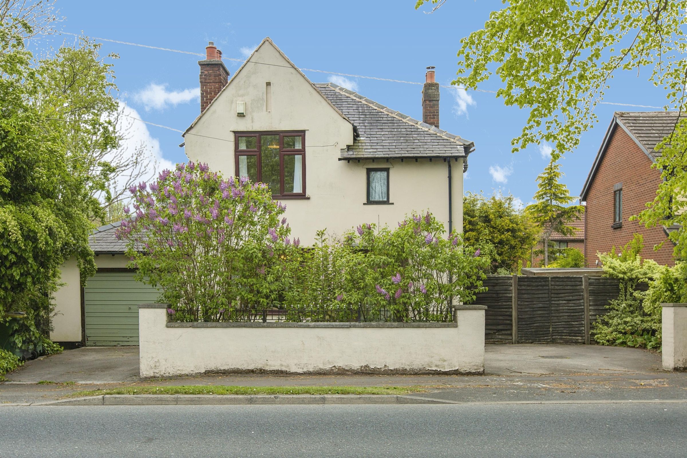3 bed detached house for sale in Watling Street Road, Fulwood, Preston, Lancashire PR2 Zoopla