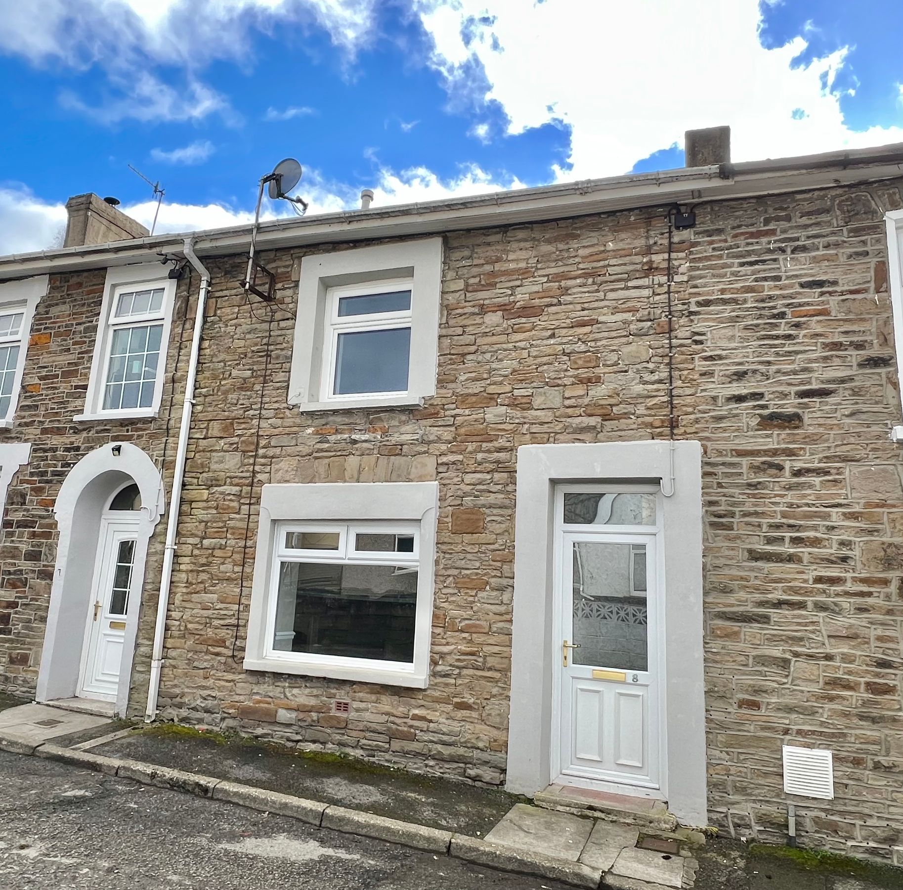 2 bed terraced house to rent in Mill Street, Blaina, Abertillery NP13