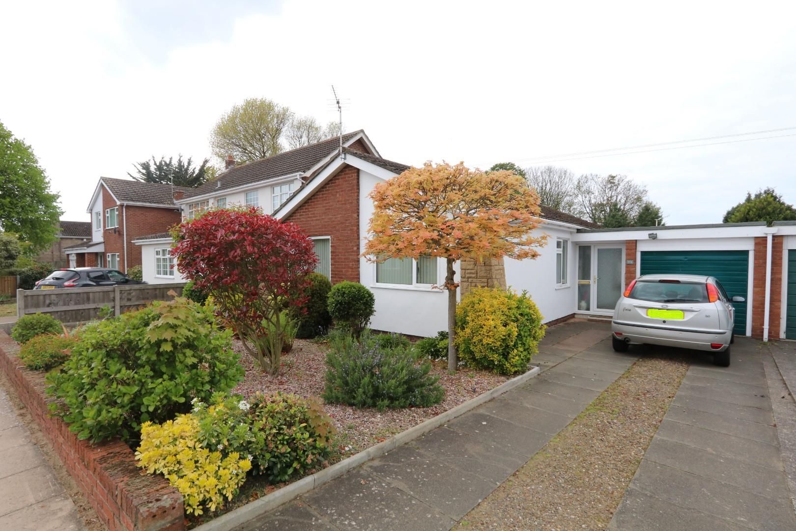 3 bed semidetached bungalow for sale in Easedale Drive, Ainsdale PR8