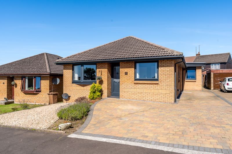 3 bed detached bungalow for sale in 33 Church Drive, Mossblown KA6 Zoopla