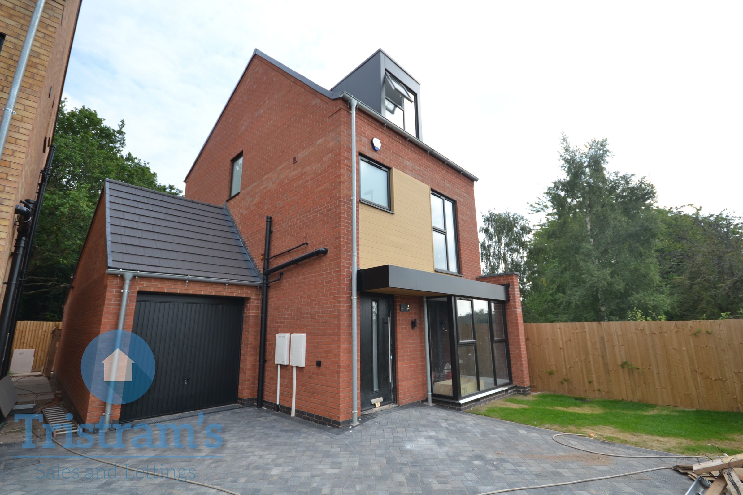 4 bed detached house to rent in Beechdale Road, Nottingham NG8 Zoopla