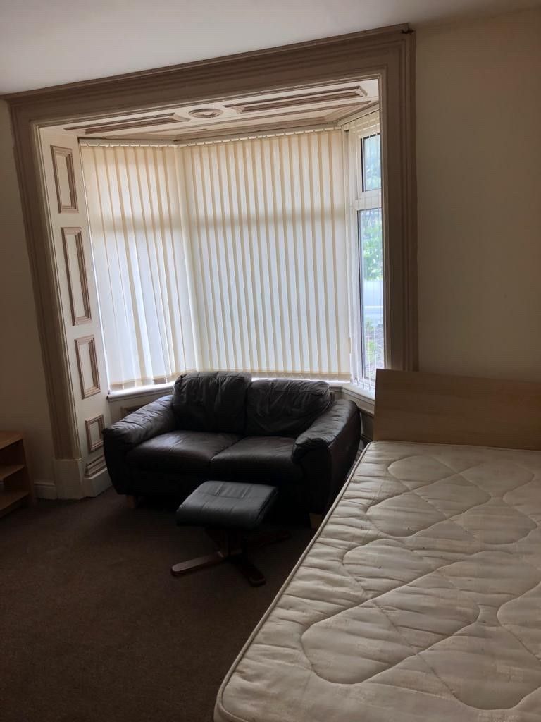 Studio to rent in Uttoxeter Road, Longton, StokeOnTrent ST3 Zoopla