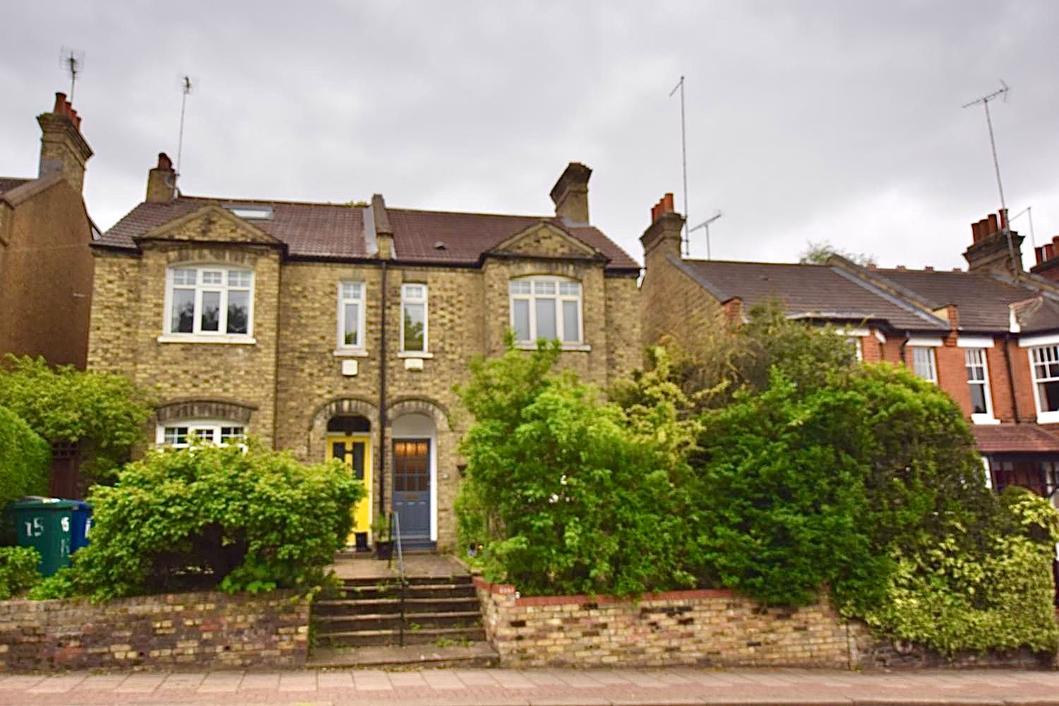 3 bed semidetached house for sale in Totteridge Lane, London N20 Zoopla