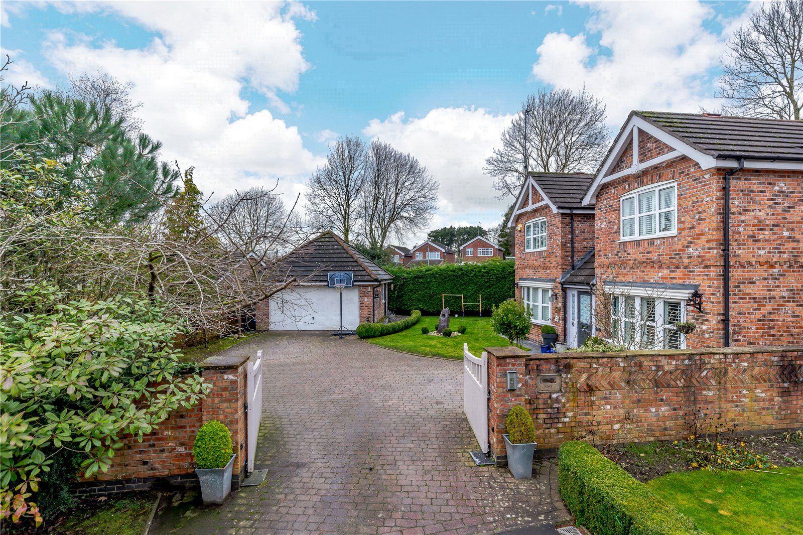 4 bed detached house for sale in Scholars Close, Macclesfield, Cheshire