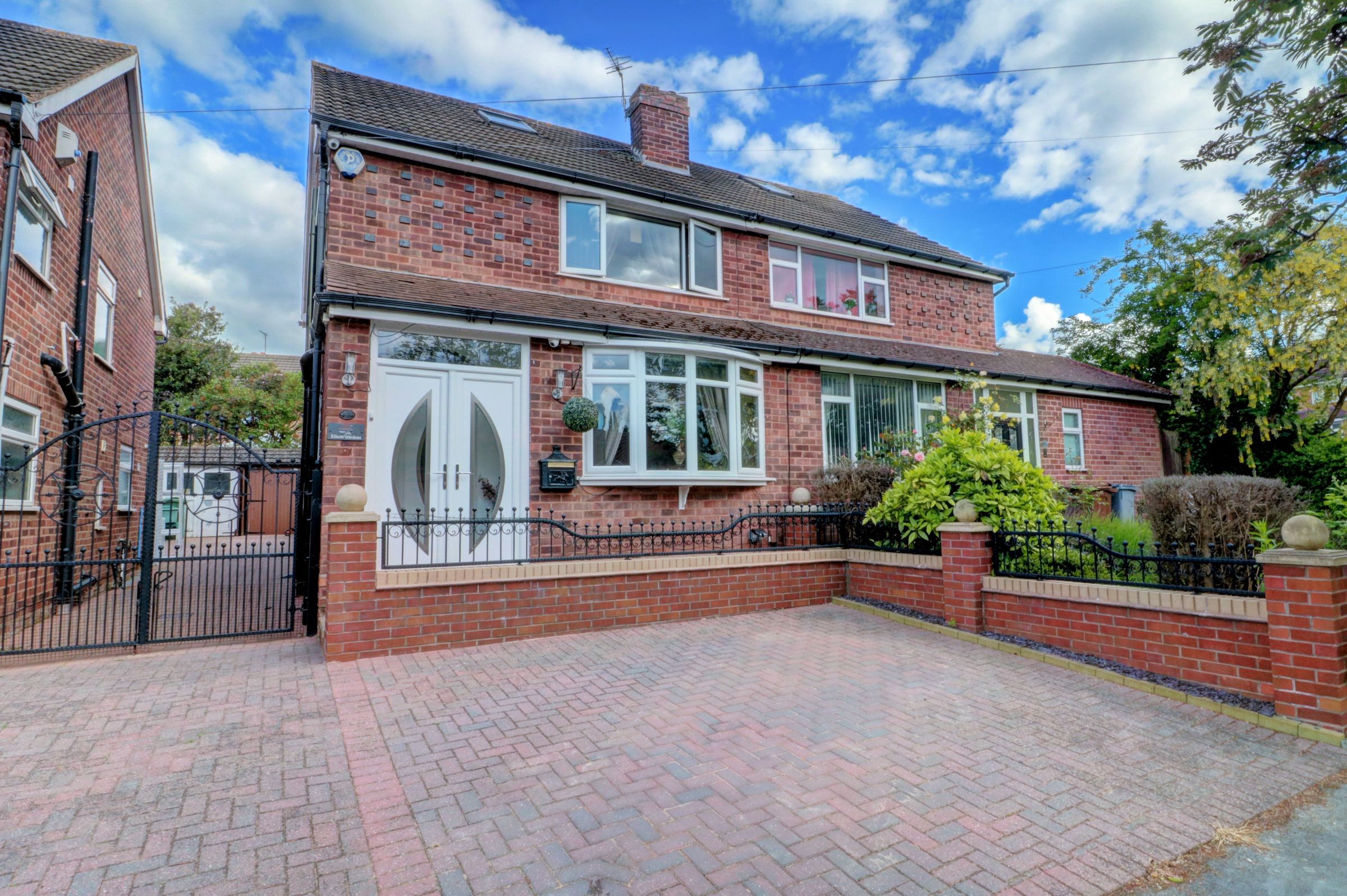 3 bed semidetached house for sale in Eileen Gardens, Kingshurst