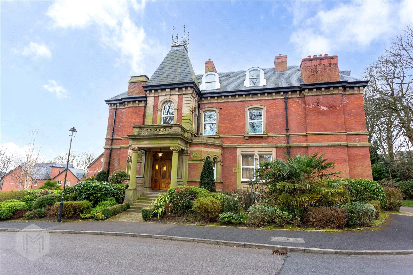 2 bed flat for sale in Clevelands Drive, Heaton, Bolton BL1 Zoopla