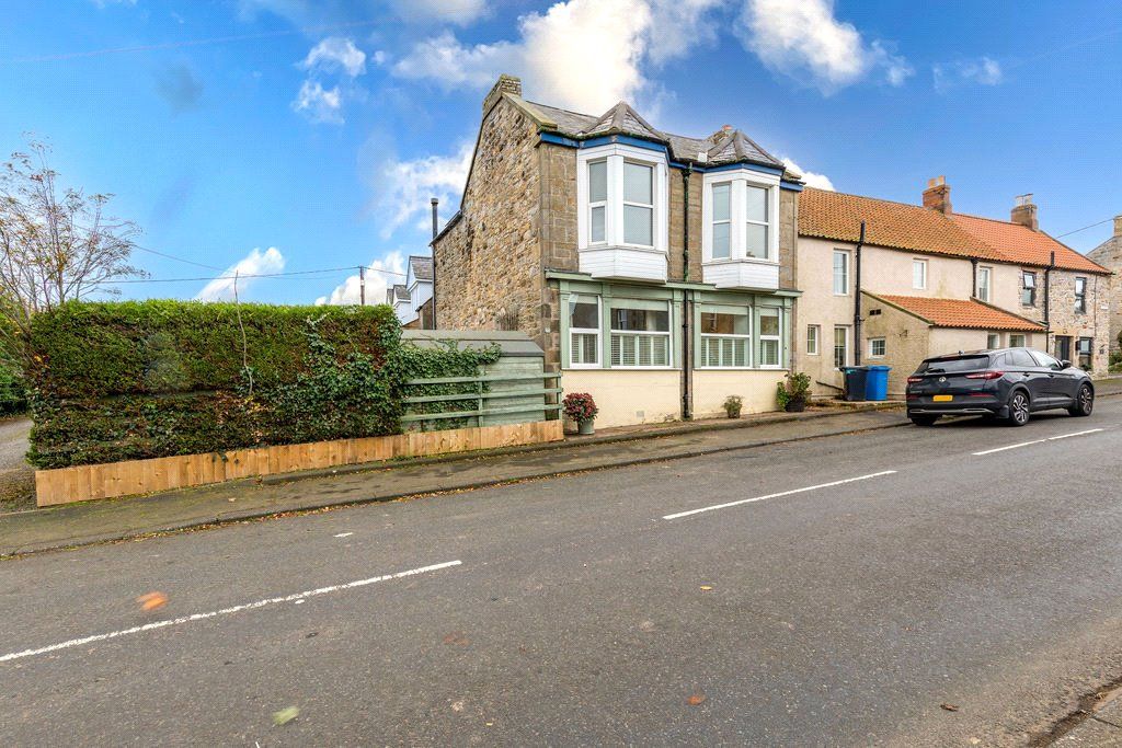 4 bed semidetached house for sale in The Old Drapery, 50 Main Street