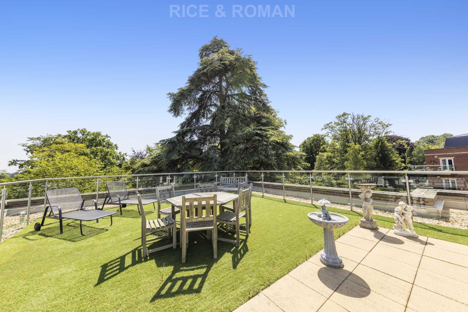 3 bed penthouse for sale in Lynwood Village, Ascot SL5 Zoopla