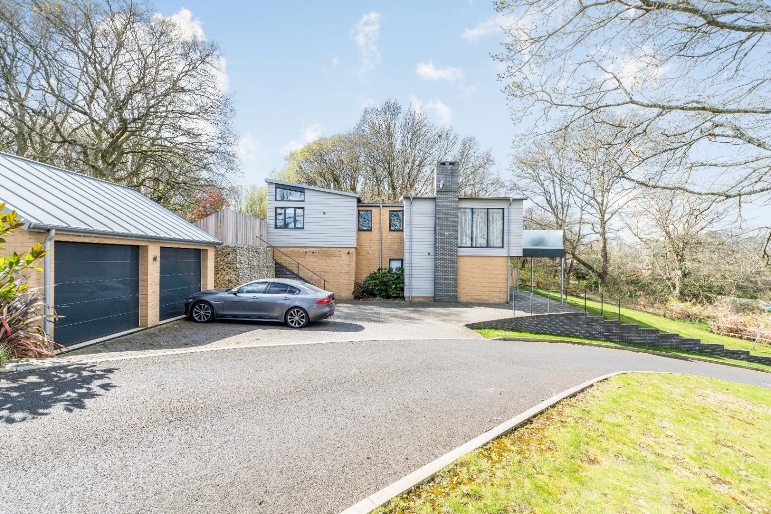 4 bed detached house for sale in Telegraph Heights, West End