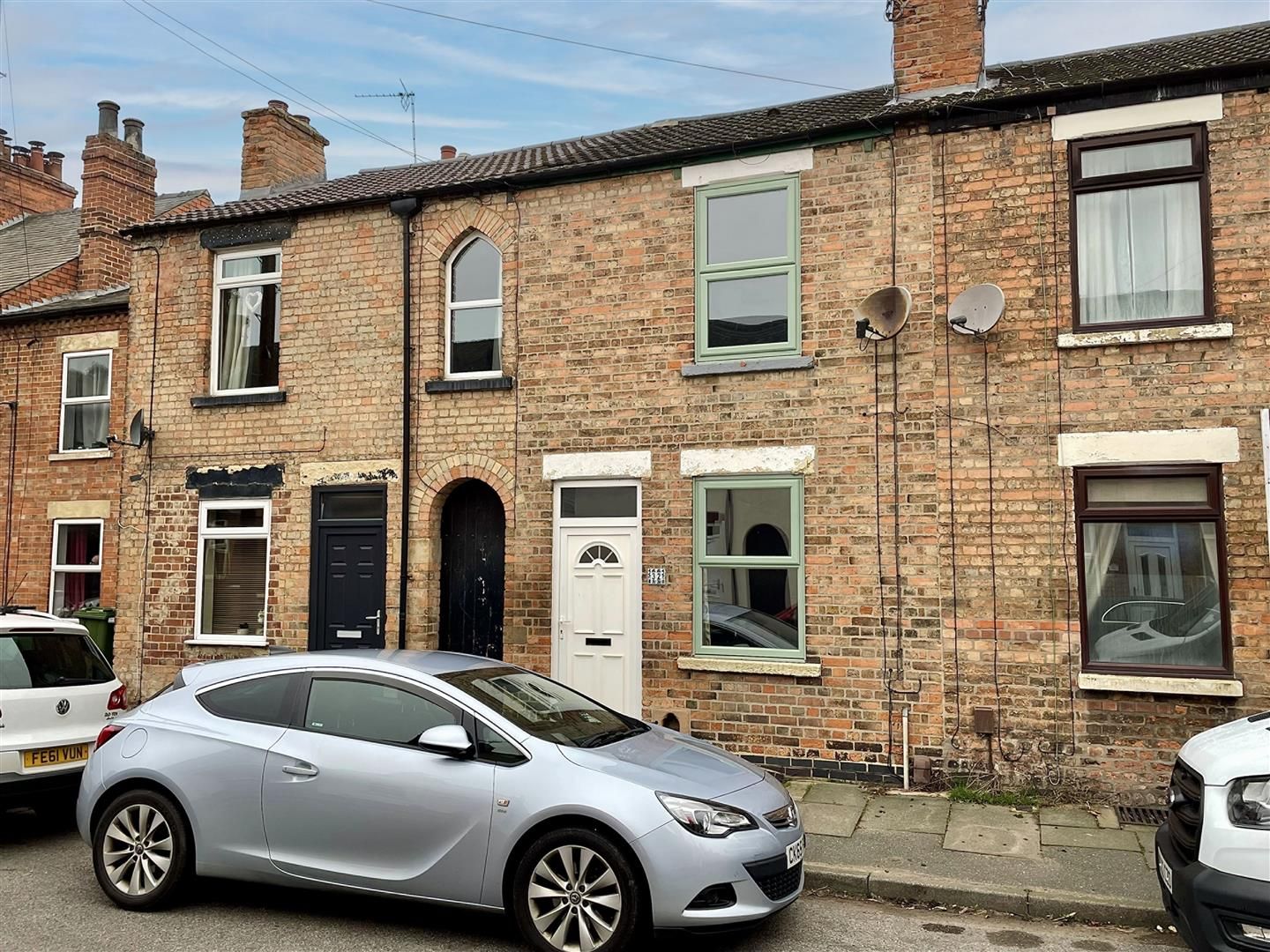 2 bed terraced house for sale in Harcourt Street, Newark NG24 Zoopla