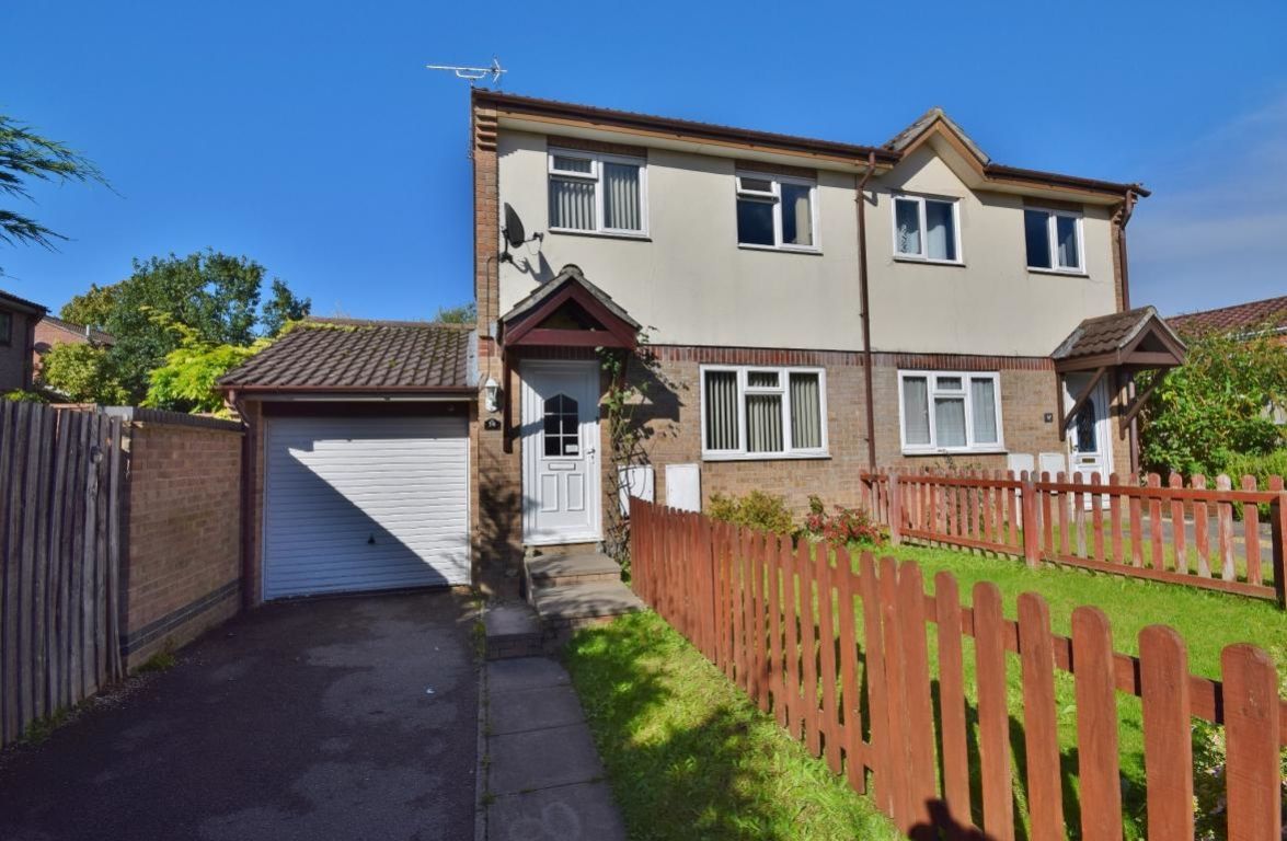 3 bed semidetached house to rent in Basingstoke, Hants RG22 Zoopla
