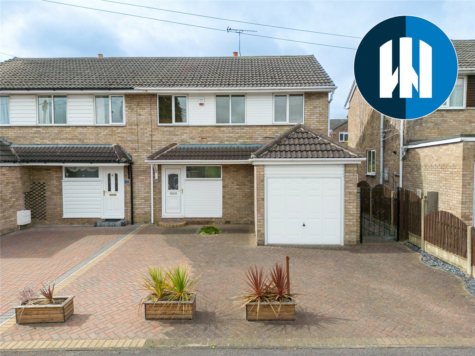 3 bed semidetached house for sale in Beacon View, South Kirkby
