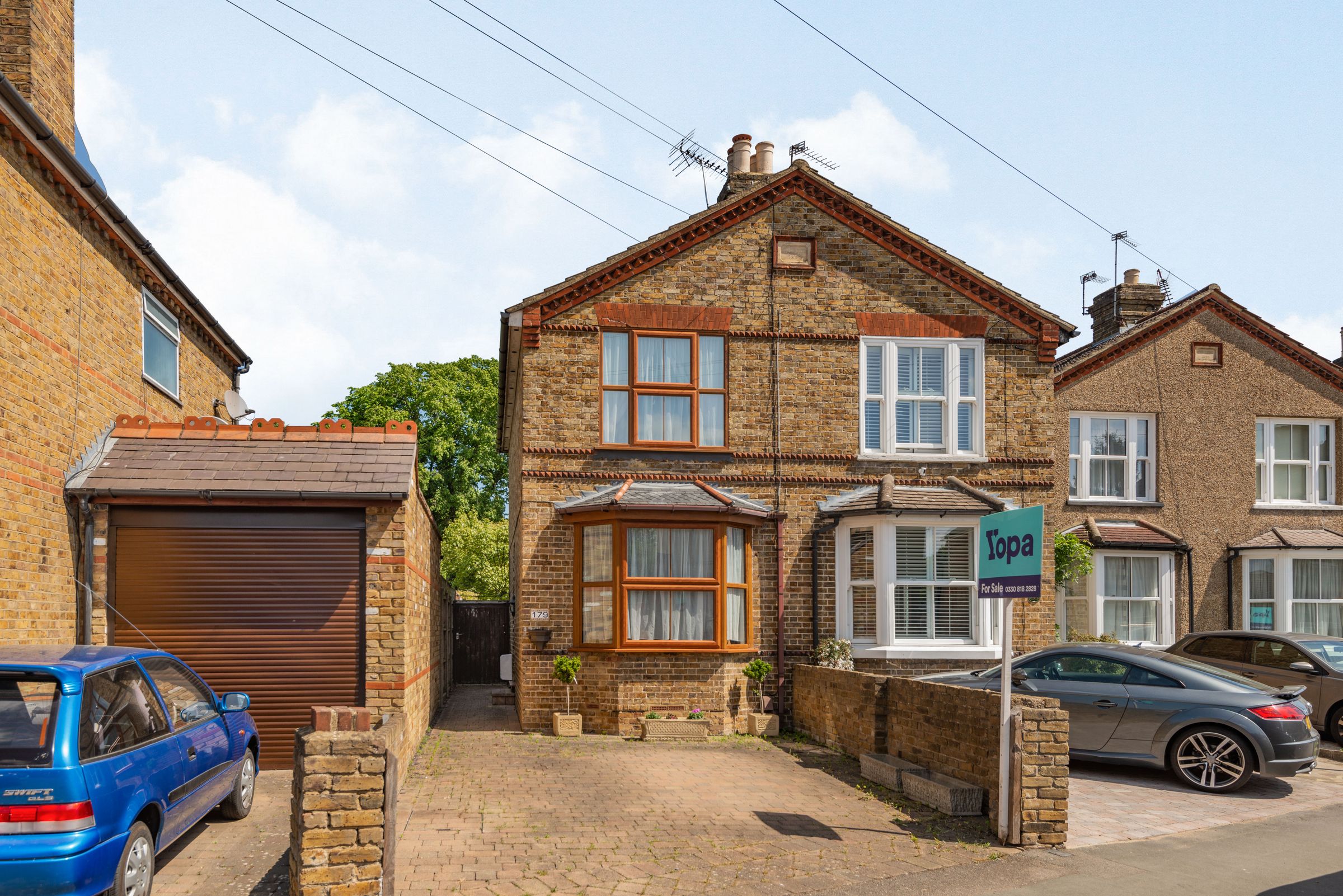 3 bed semidetached house for sale in Wendover Road, Staines TW18 Zoopla