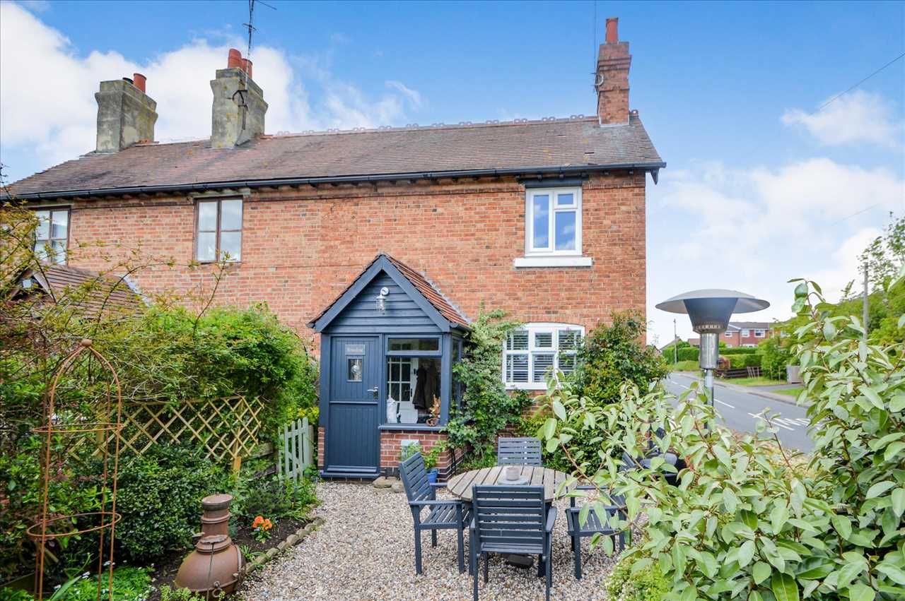 2 bed property for sale in Rosedene, Main Road, Plumtree, Nottingham