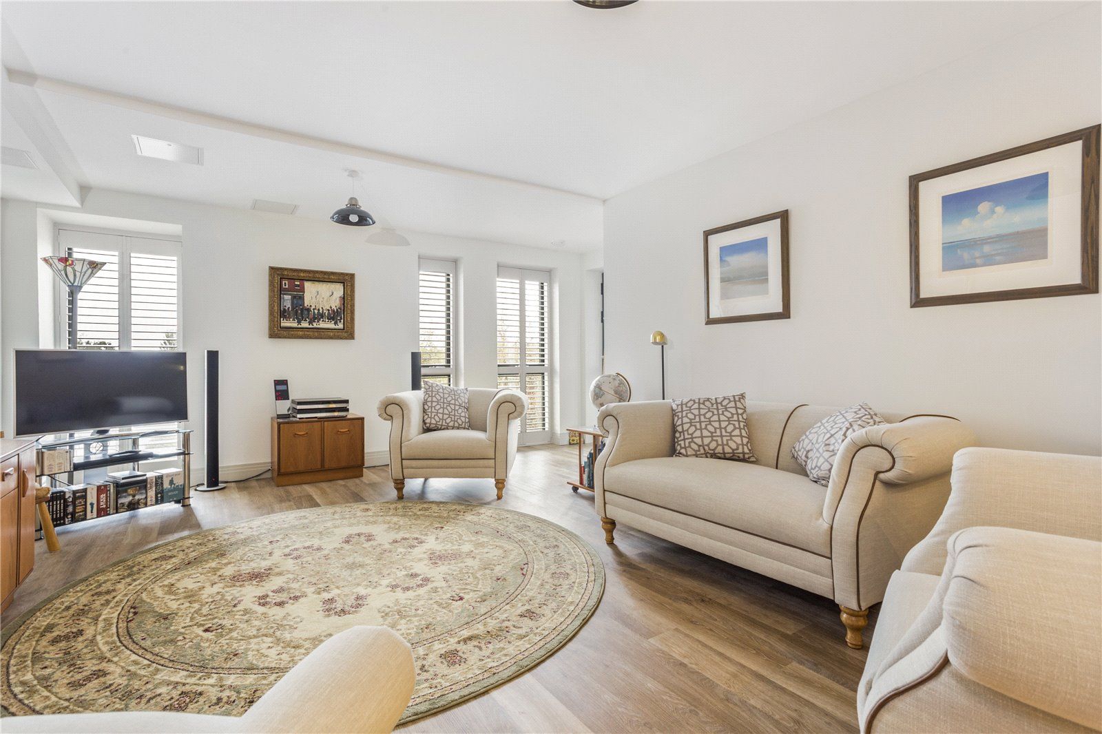 Vesta, Woolstaplers, Chichester. W. Sussex PO19