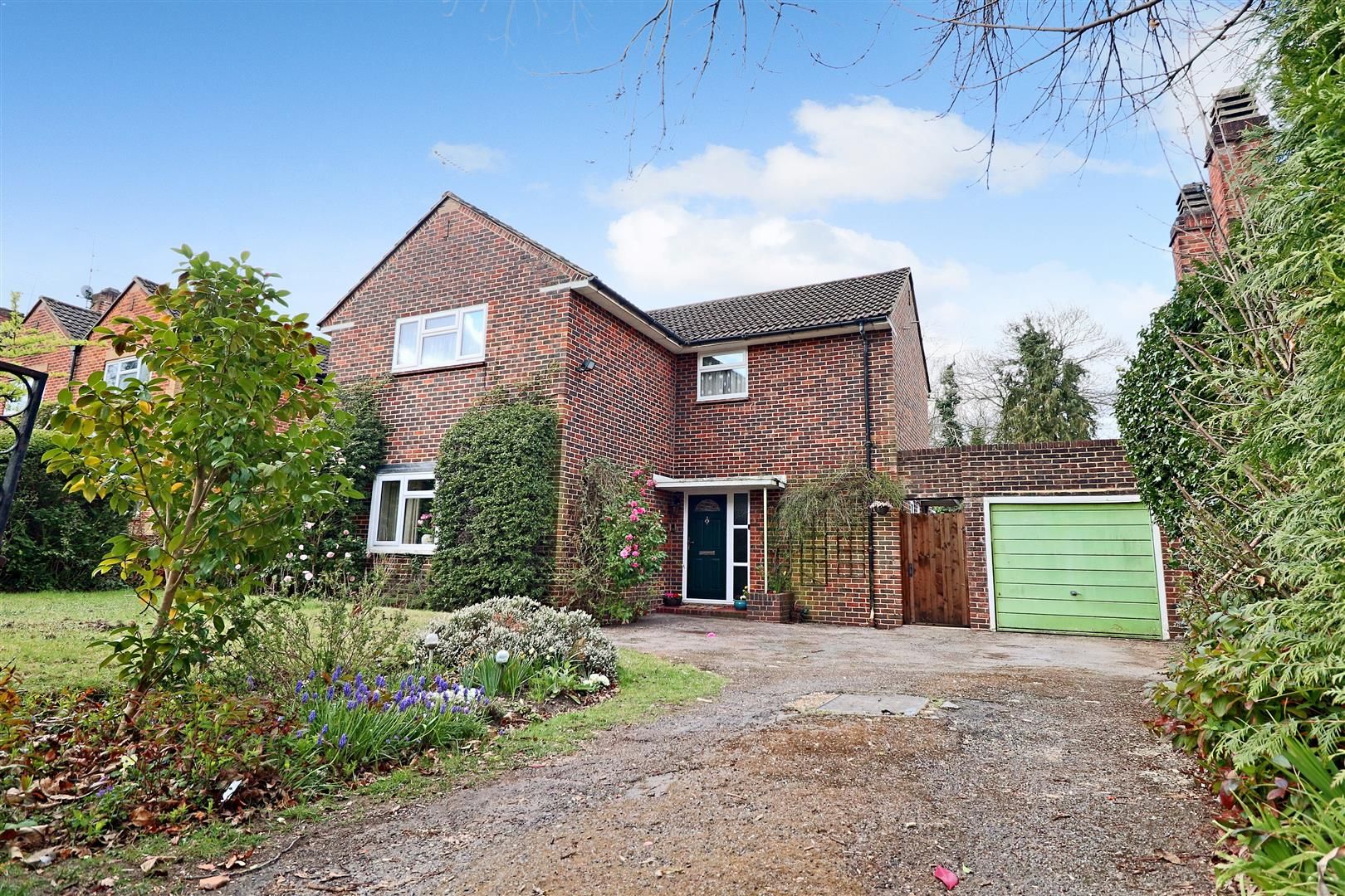 4 bed detached house for sale in Pierrefondes Avenue, Farnborough GU14