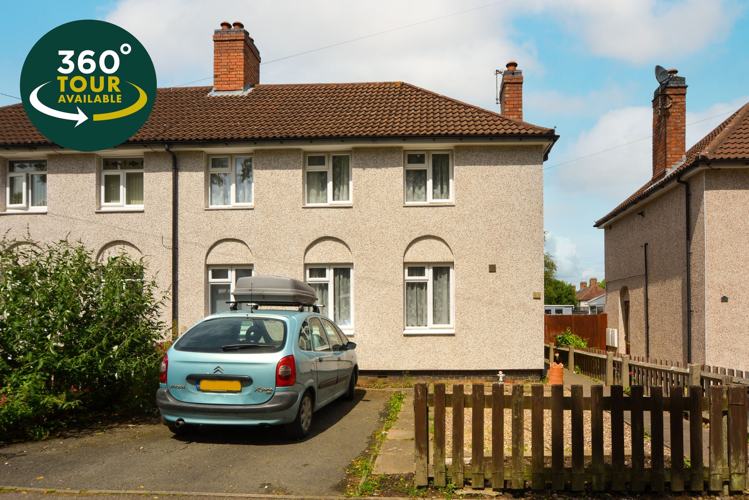 3 bed semidetached house for sale in Southfields Drive, Leicester LE2