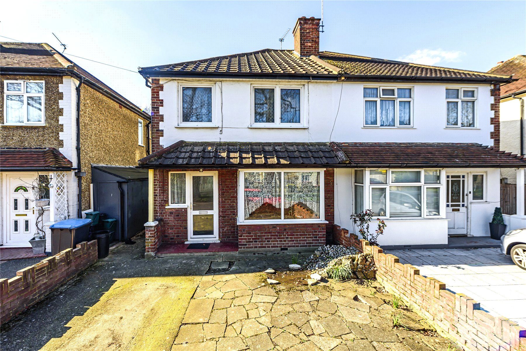 3 bed semidetached house for sale in Prairie Road, Addlestone KT15