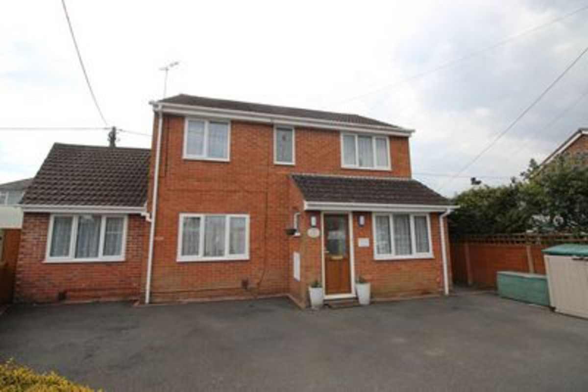 3 bed detached house for sale in Windermere Gardens, Southampton SO40