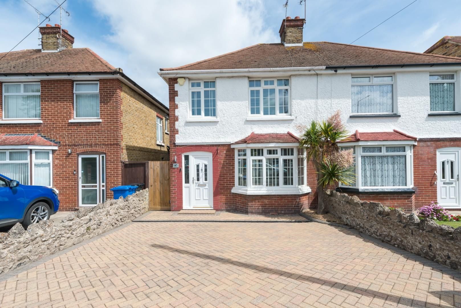 3 bed semidetached house for sale in Station Approach Road, Ramsgate