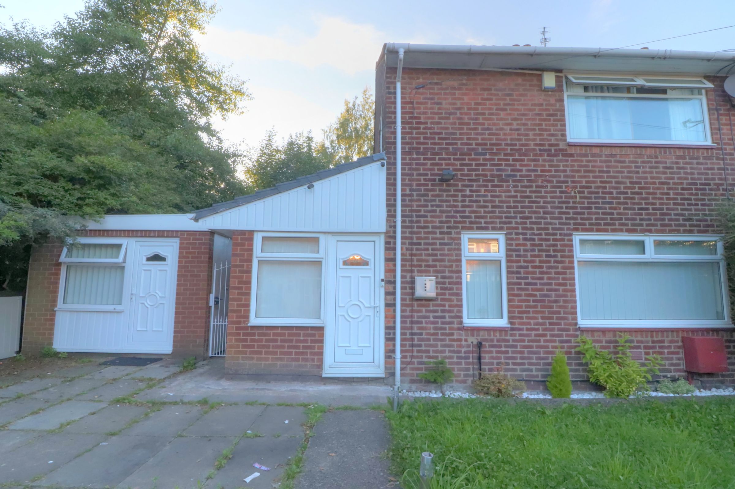 4 bed semidetached house for sale in Coniston Grove, Walkden