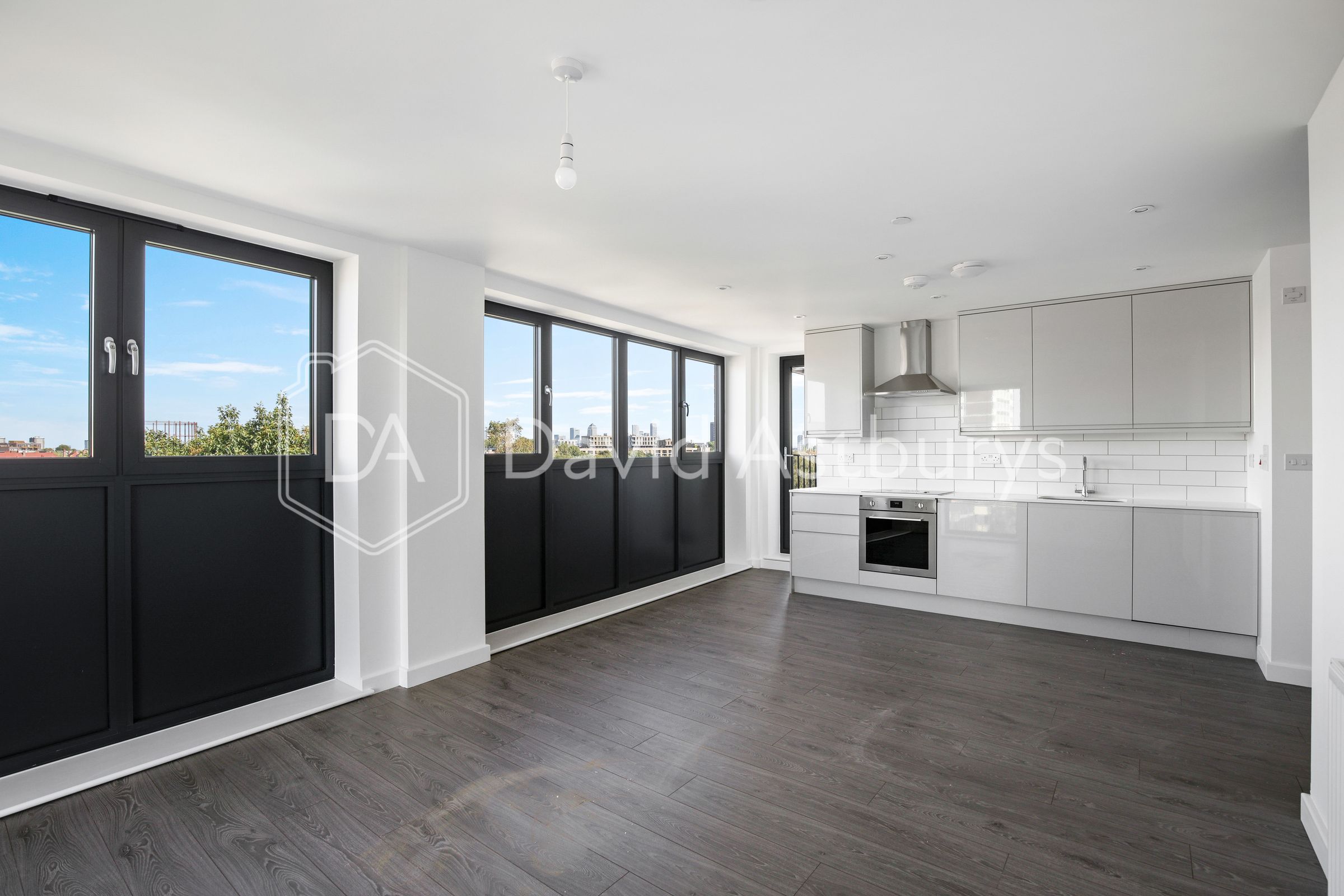 3 bed flat to rent in Queensbridge Road, Haggerston, London E2 Zoopla