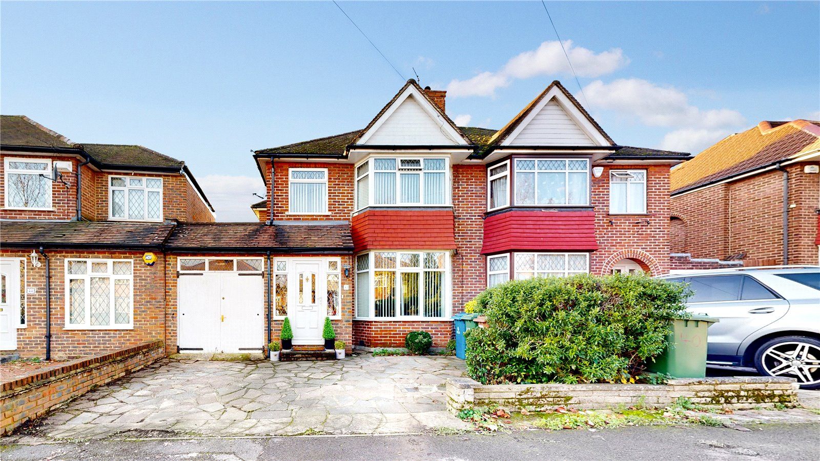 3 bed semidetached house for sale in Kynance Gardens, Stanmore HA7