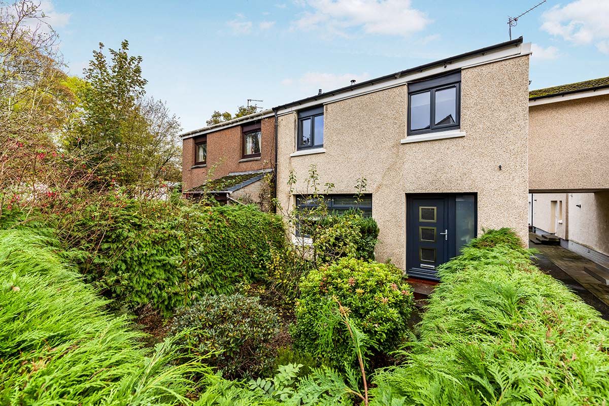 4 bed end terrace house for sale in Kilbirnie Terrace, Denny