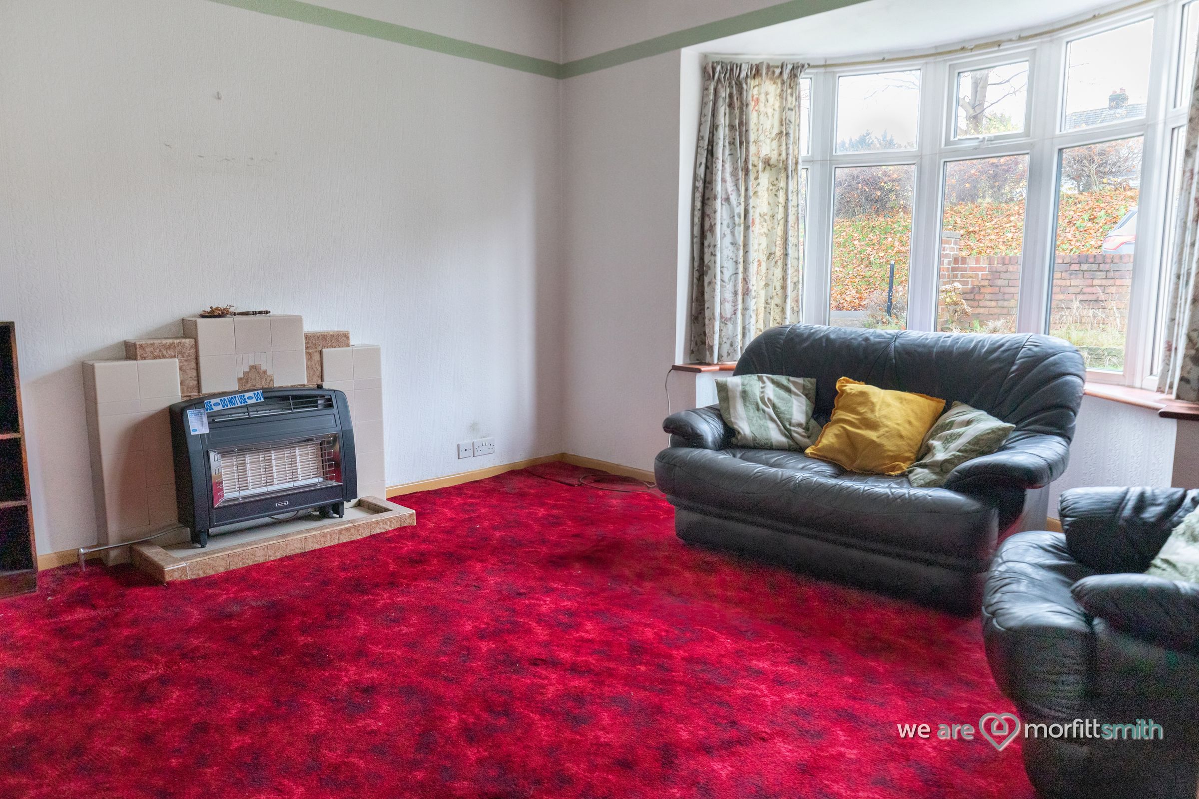 2 bed detached bungalow for sale in Halifax Road, Grenoside, Sheffield